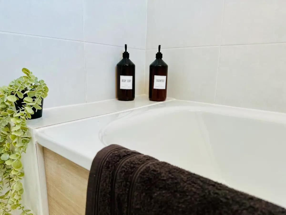 Modern Duplex- Disneyland Paris Bussy-Saint-Georges Bagian luar foto